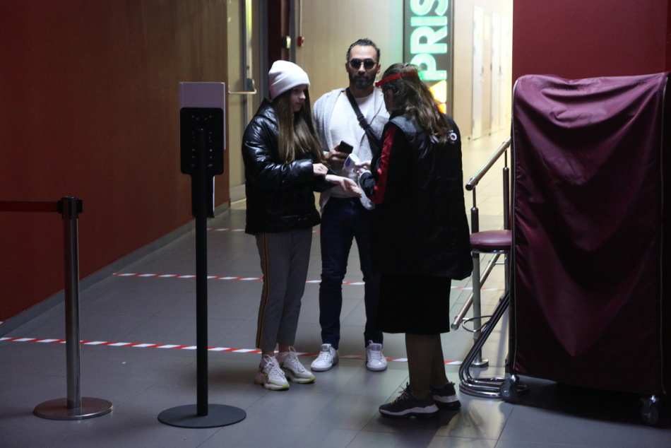 Фестиваль бразильского кино, новый «Веном» и история про народного футболиста: что смотреть в кино в ближайшие дни